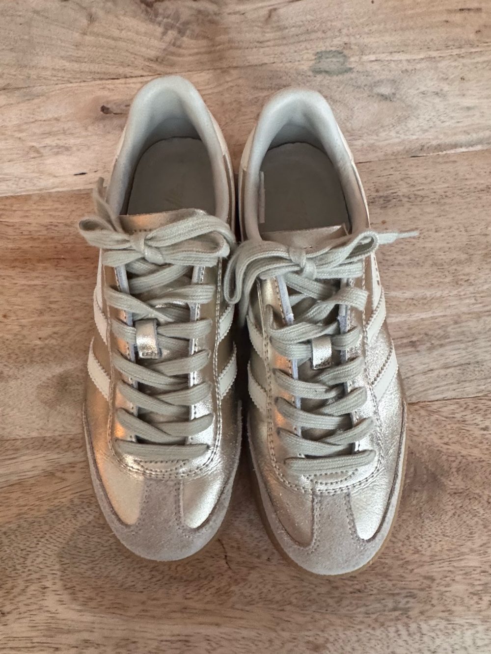 Gola Classics Viper Metallic Sneakers - Gold / Off-White - US Women's 6.5 - Picture 2 of 11